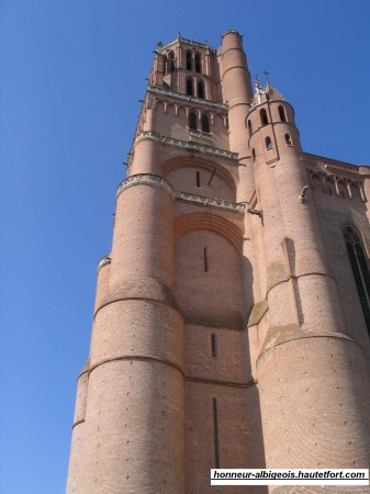 La tour Sainte-Cécile
